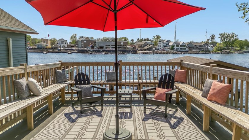 Wolf River waterfront one-of-a-kind majestic character home on - photo 15
