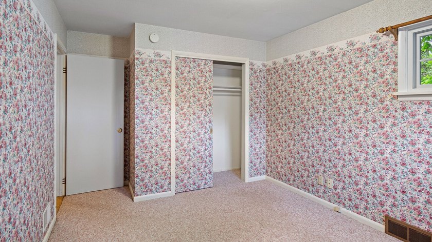 This is your chance to own a meticulously well cared for home on - photo 27