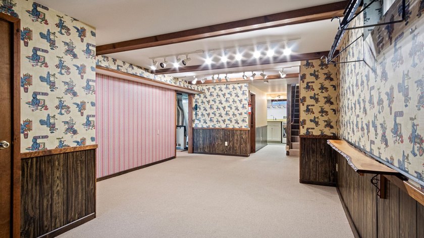 This is your chance to own a meticulously well cared for home on - photo 37