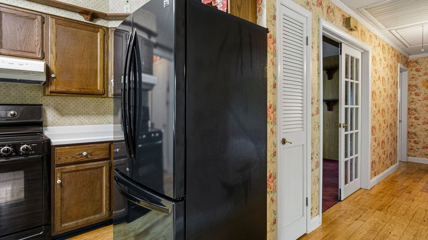This is your chance to own a meticulously well cared for home on - photo 49