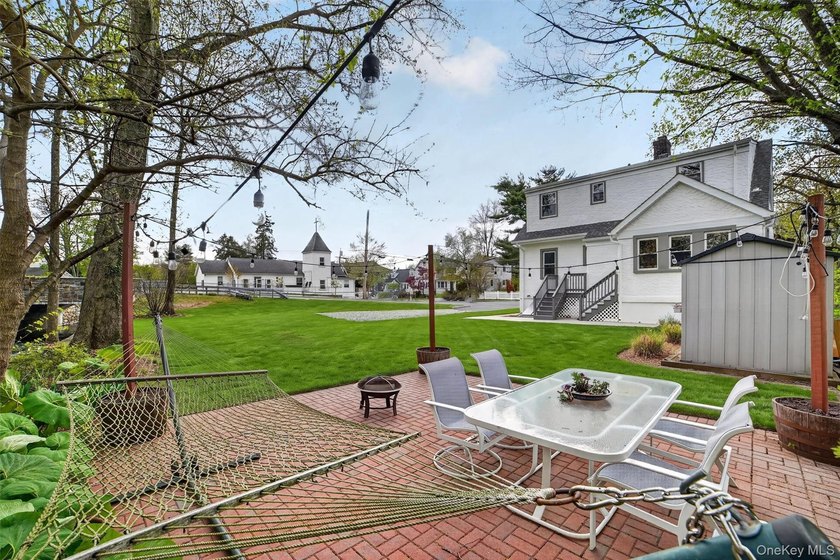 Welcome to this beautifully maintained two-family duplex - photo 36