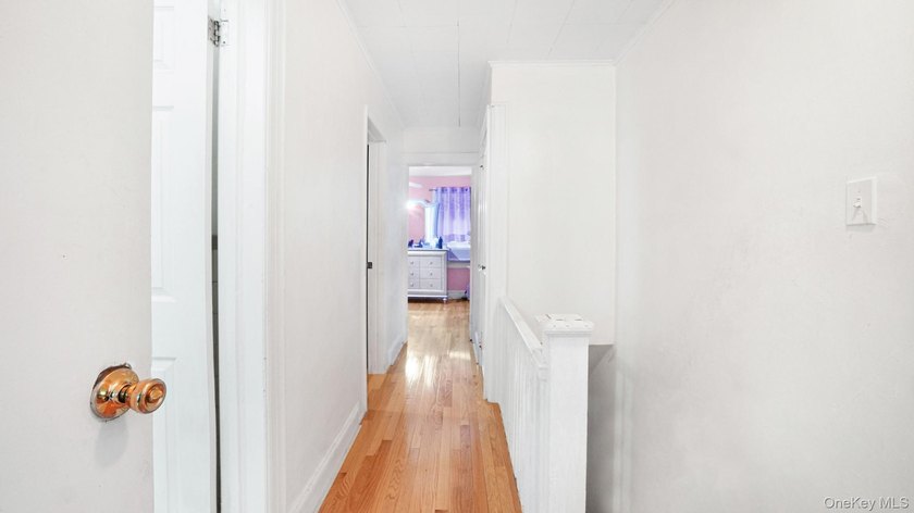 Welcome to 119-40 146th St! This excellent Single-Family house - photo 6