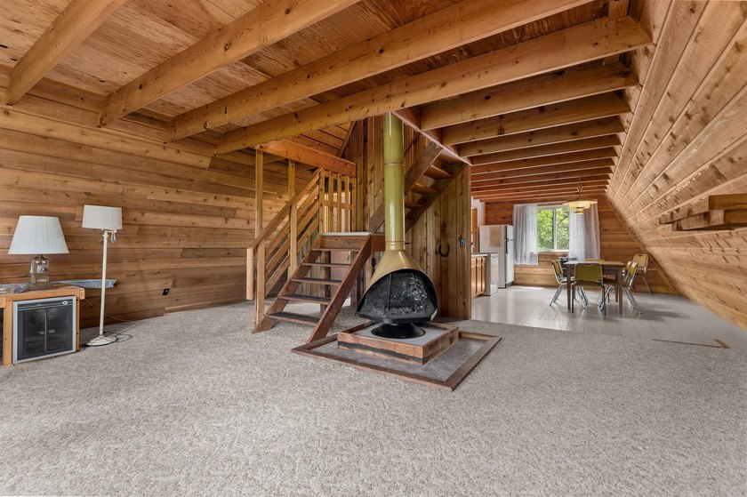 A-Frame - 3 seasons, 2 bedroom home on quiet, private Lake - photo 9