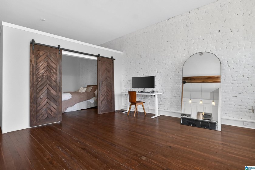 Experience true downtown loft living in the heart of - photo 22