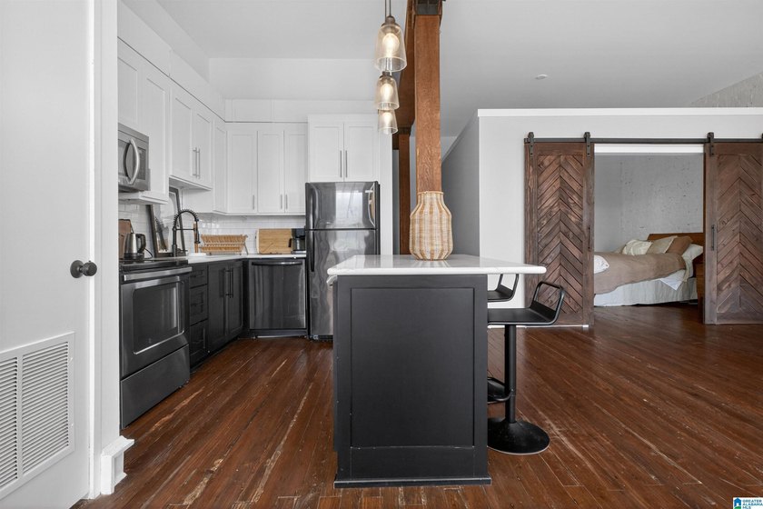 Experience true downtown loft living in the heart of - photo 25