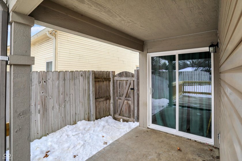 Wonderful 3 bedroom, 2 bath ranch home located in the highly - photo 33