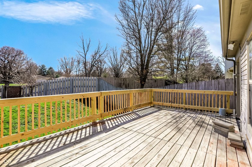 Wonderful 3 bedroom, 2 bath ranch home located in the highly - photo 40