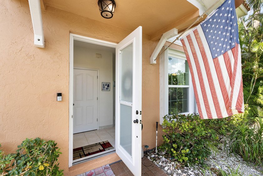 RARELY available end unit townhome with lots of privacy, a - photo 7