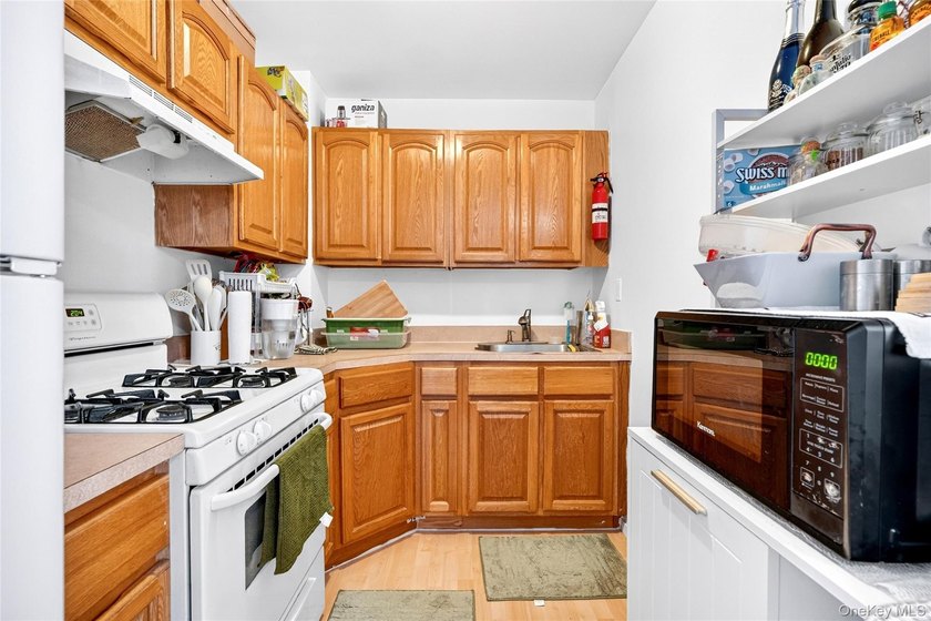 1323 Purdy Street (MLS #1028996) is an 8-unit - photo 8