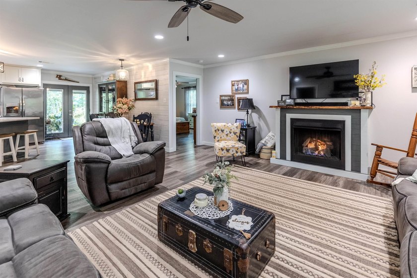 Discover the perfect blend of privacy, comfort, and convenience - photo 8