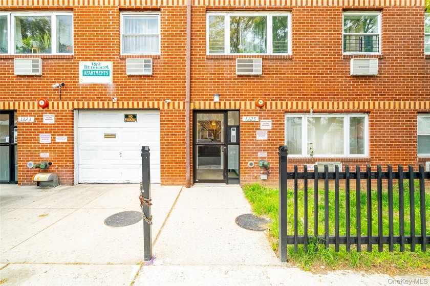 1325 Purdy Street (MLS #1029004) is an 8-unit - photo 4