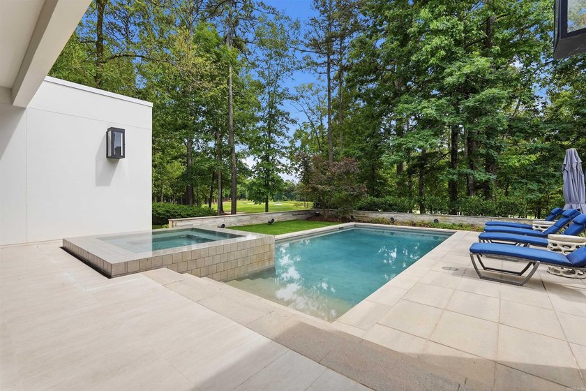 An extraordinary one-level estate in the prestigious gated - photo 44