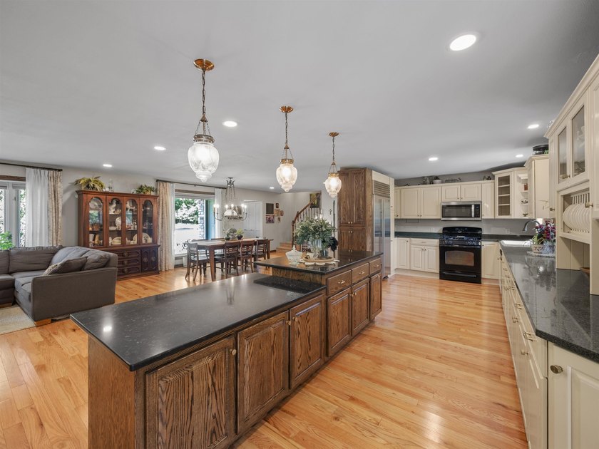 Experience peaceful country living in this beautifully updated - photo 9