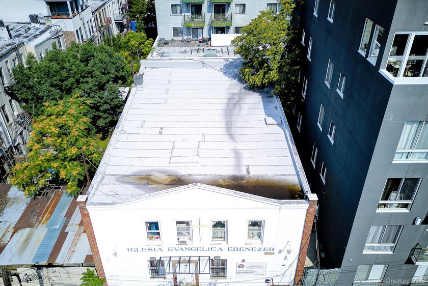 Prime Investment or Redevelopment opportunity in Brooklyn! This - photo 5