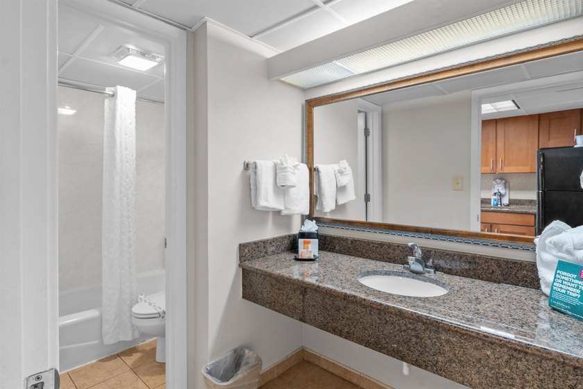 Beautiful TRUE 1-bedroom, 1-bath oceanfront condo in the highly - photo 15
