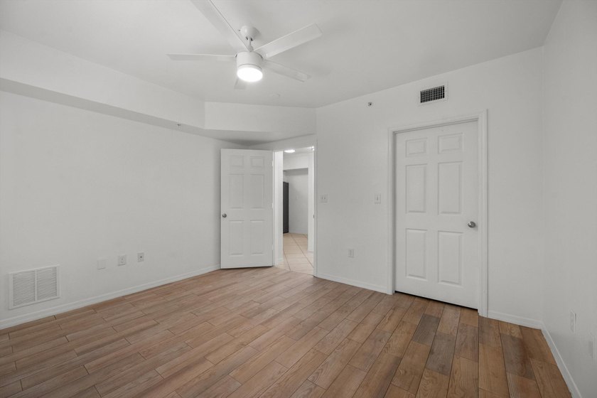 The only 1 bedroom with a garage available at Emerald Dunes, a - photo 15