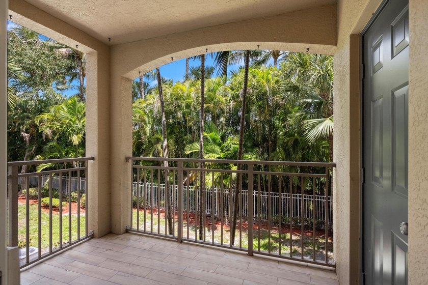 The only 1 bedroom with a garage available at Emerald Dunes, a - photo 19