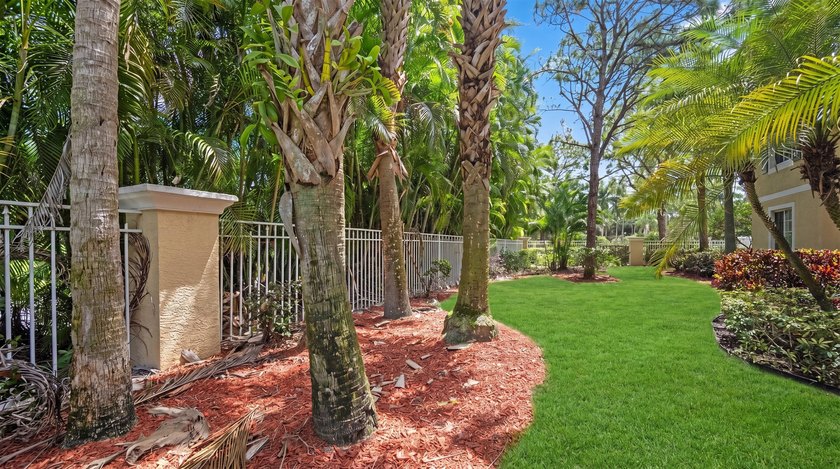 The only 1 bedroom with a garage available at Emerald Dunes, a - photo 21