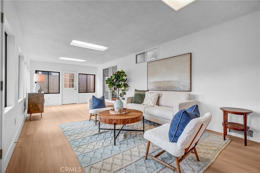 Just Listed - Beautifully Remodeled Home in Torrance! Welcome to - photo 17