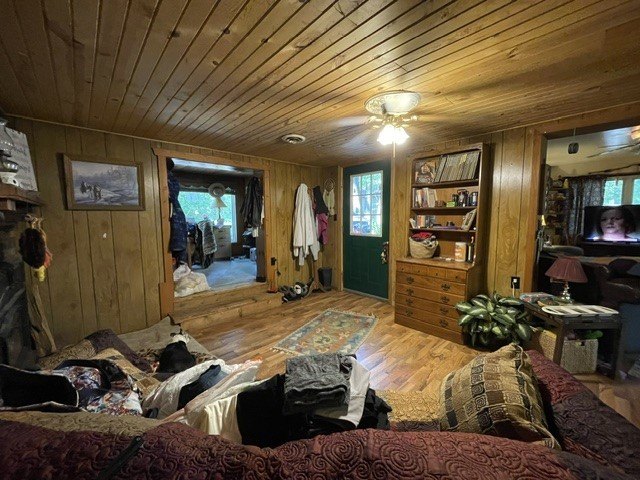 Escape to the Northwoods with this charming 2-bedroom, 1-bath - photo 11