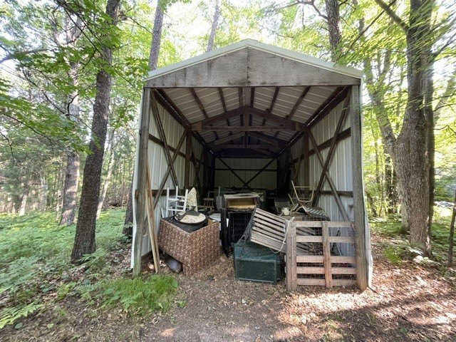 Escape to the Northwoods with this charming 2-bedroom, 1-bath - photo 20
