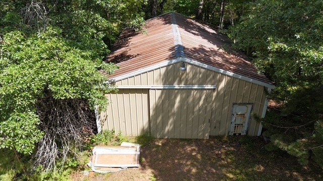 Escape to the Northwoods with this charming 2-bedroom, 1-bath - photo 25