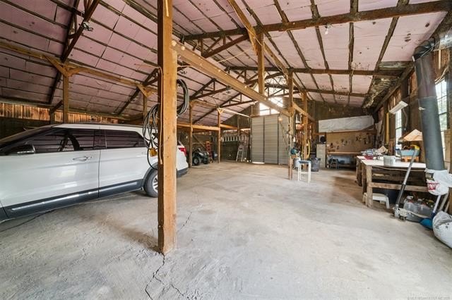 Beautiful 1 owner home on well groomed acreage complete with - photo 33