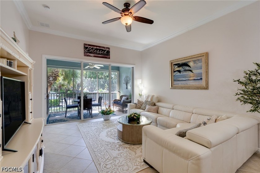 Stunning Second Floor Coach Home with Premium Upgrades! Welcome - photo 4