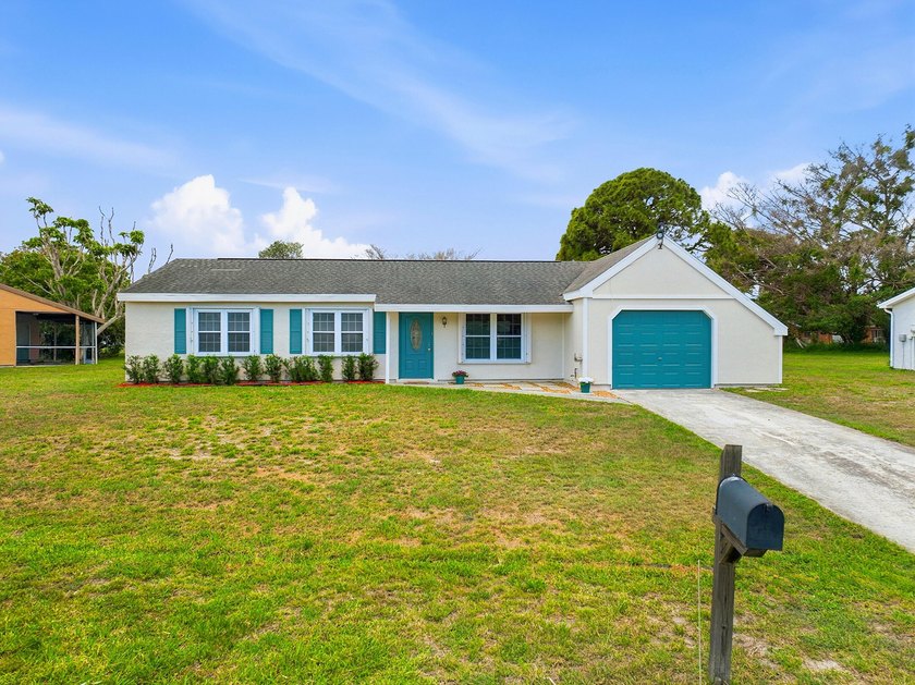 Bright and airy 3-bedroom, 2 full bath home situated on a rare - photo 37