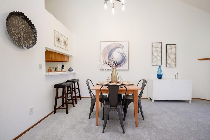 Enjoy the convenient lifestyle of the Hidden Oaks community - photo 2