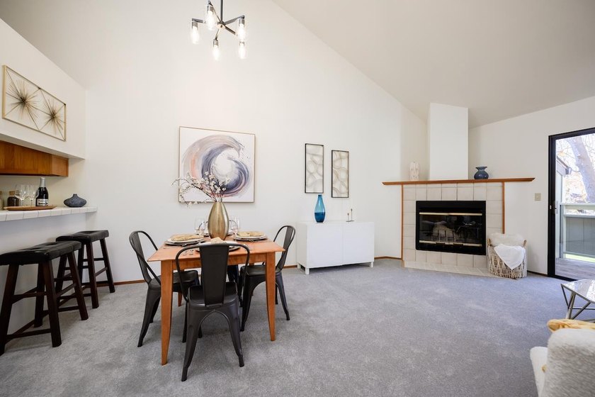 Enjoy the convenient lifestyle of the Hidden Oaks community - photo 4