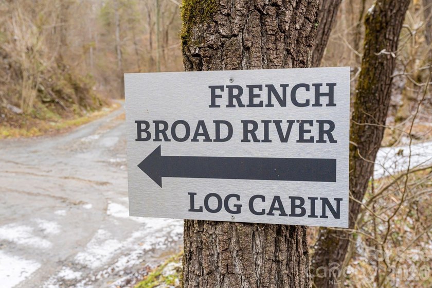 Hand-Hewn Craftsmanship. River Views. A True Mountain Escape - photo 31