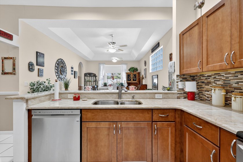 Owner offering up to $5,000 toward closing costs for this - photo 37