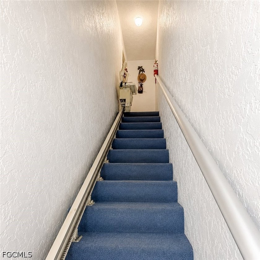 Welcome to this charming 2-bedroom, 2-bath condo located in a - photo 6