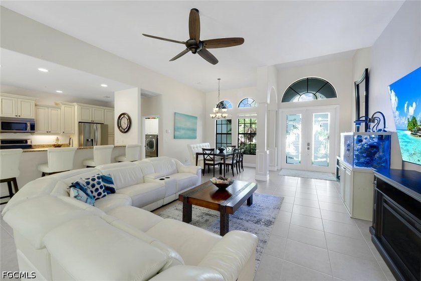 Welcome to this beautifully maintained 3-bedroom, 2-bath, 3 car - photo 8