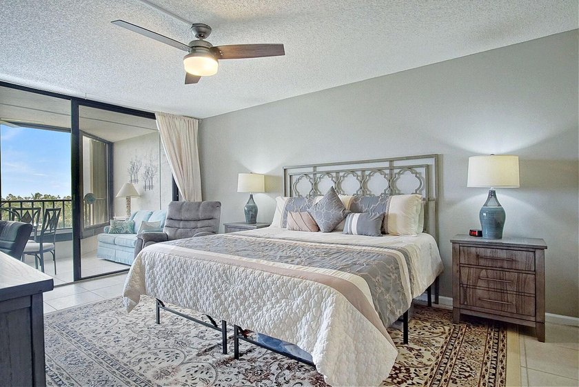 OCEAN VIEWS! Beautiful 2 bedroom 2 bath &amp; 1 car garage at - photo 12