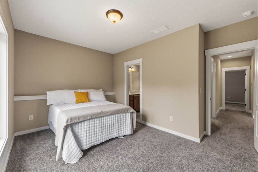 Welcome to this stunning 3-bedroom, 2.5-bath, reverse 1.5 ranch - photo 37