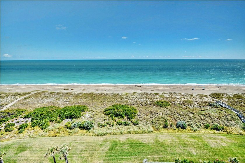 OCEAN VIEWS! Beautiful 2 bedroom 2 bath &amp; 1 car garage at - photo 38