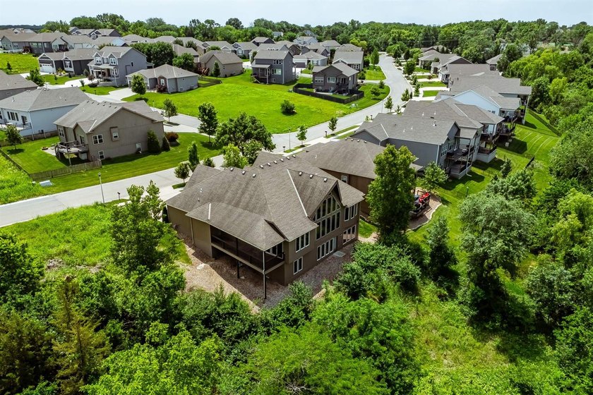 Welcome to this stunning 3-bedroom, 2.5-bath, reverse 1.5 ranch - photo 41