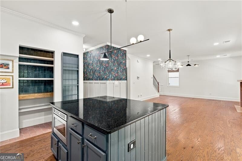 There are so many exceptional features throughout this - photo 15