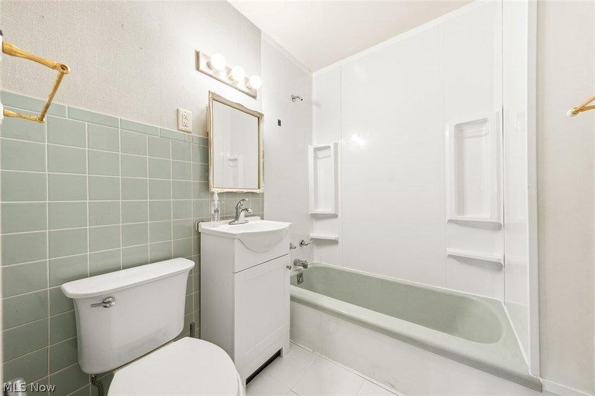 A unique opportunity to transform this lovely 3-bedroom Euclid - photo 16