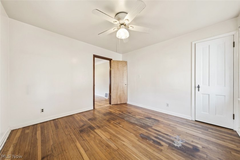 A unique opportunity to transform this lovely 3-bedroom Euclid - photo 17