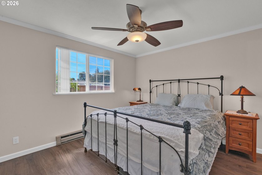 Charming remodeled 3-bedroom home conveniently located just 1/2 - photo 18