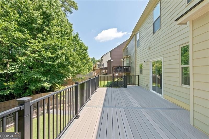 There are so many exceptional features throughout this - photo 21
