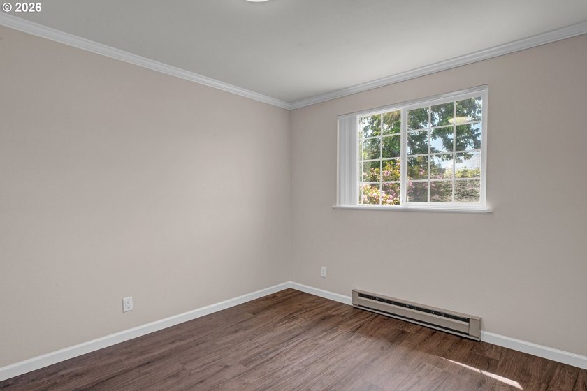 Charming remodeled 3-bedroom home conveniently located just 1/2 - photo 27