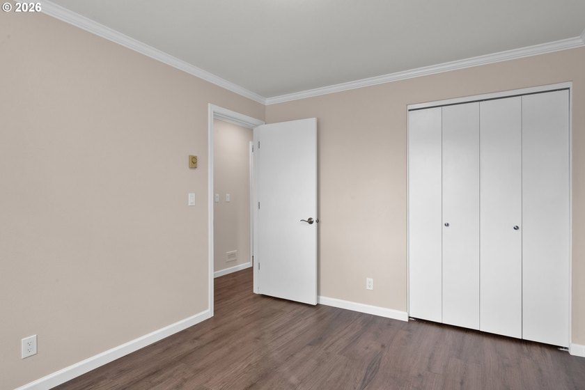 Charming remodeled 3-bedroom home conveniently located just 1/2 - photo 28