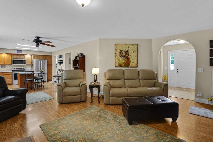 Enjoy this beautiful lake access home with a 2.18 acre park like - photo 10
