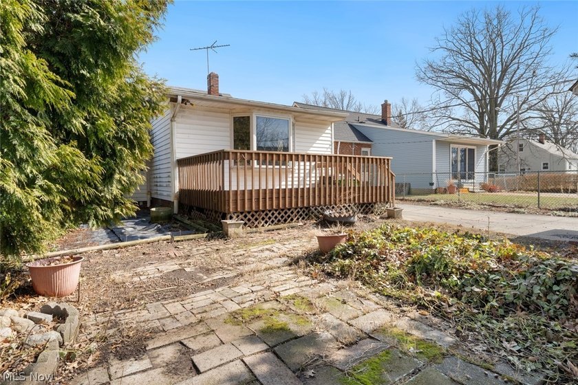 A unique opportunity to transform this lovely 3-bedroom Euclid - photo 39
