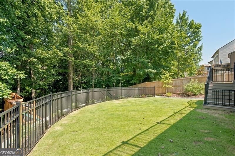 There are so many exceptional features throughout this - photo 50