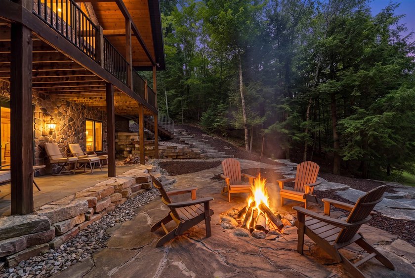 Escape to your own private Northwoods retreat where breathtaking - photo 2